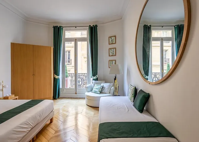 Prestigious Trocadero * باريس