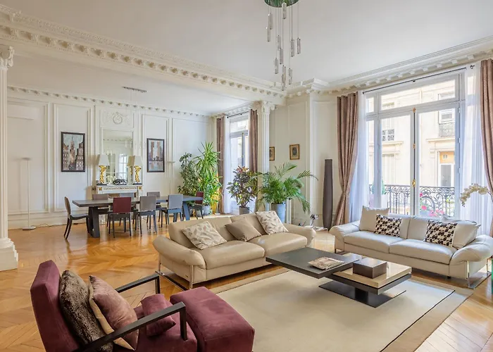 Prestigious Trocadero * باريس